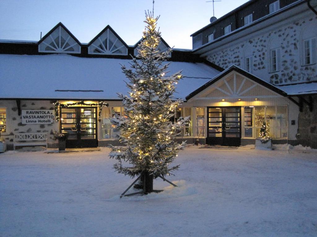 Linna Hotelli/Hartola Golf Хартола Экстерьер фото
